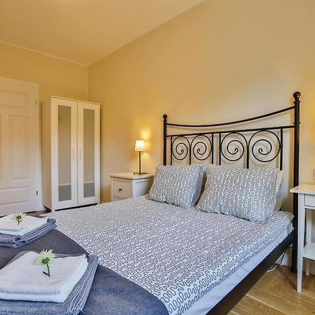 Apartament Bursztynowy Mariacka Old Town Gdańsk Rum bild