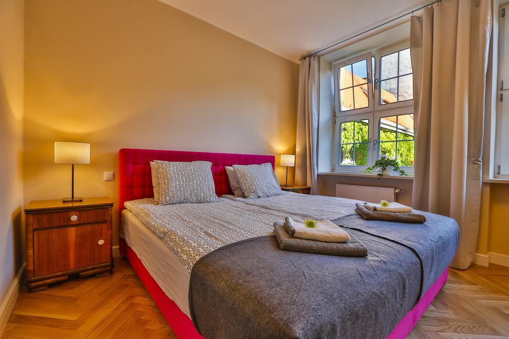Apartament Bursztynowy Mariacka Old Town Gdańsk Rum bild